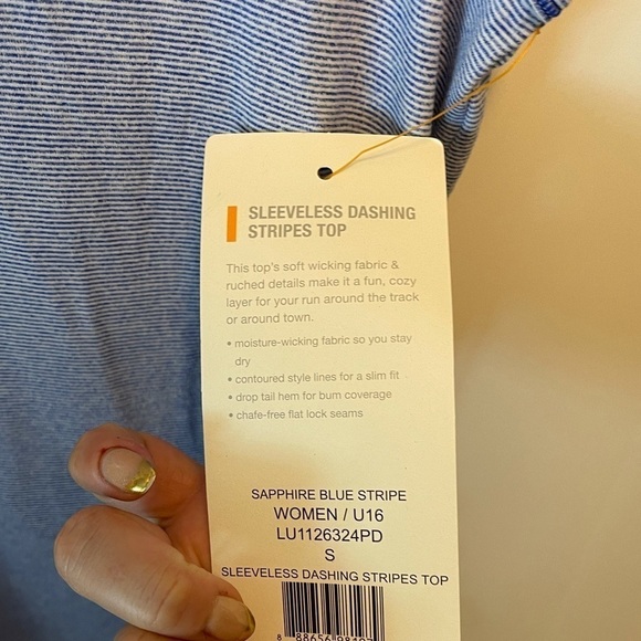 Sleeveless dashing stripe tank - Picture 3 of 5